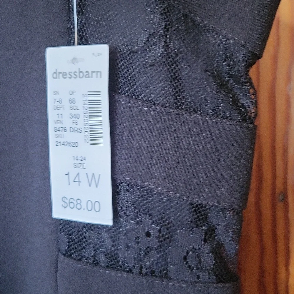 Women Dress - Picture 4 of 8